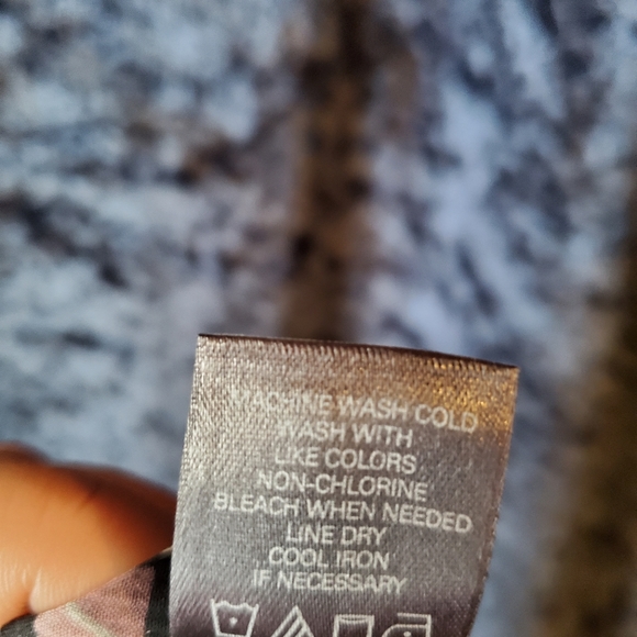 Axcess Liz Claiborne geometric black & pink print flowy midi skirt - Picture 7 of 8